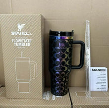Lade das Bild in den Galerie-Viewer, Limited Edition Coach 40oz Tumbler